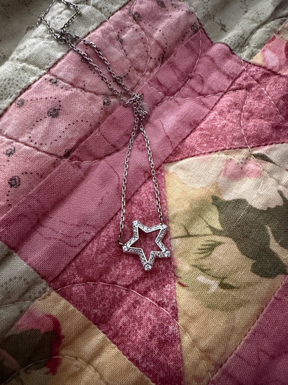 Kendra Scott Star Necklace
